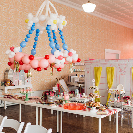 Lola Dutch first birthday party Inspiration
