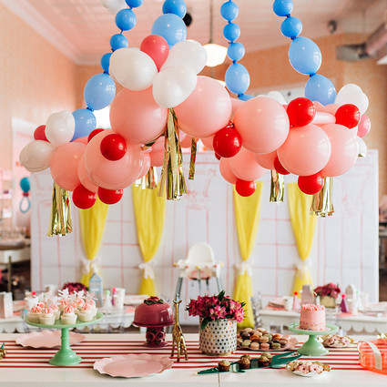 Lola Dutch first birthday party