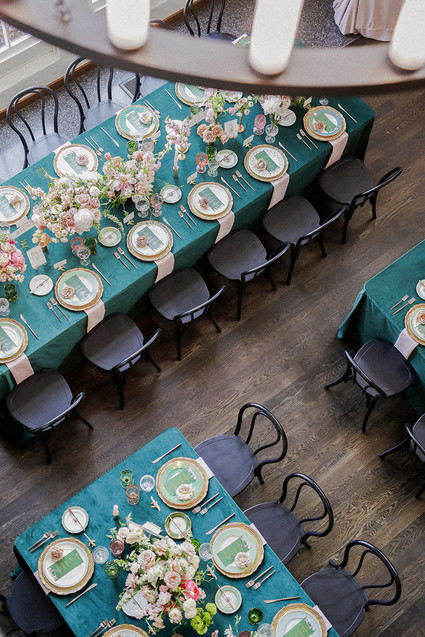 emerald green wedding tables