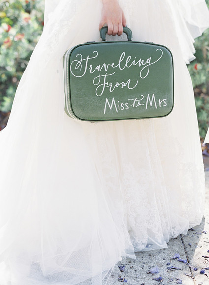 Emerald and pink travel inspired wedding at the USC University Club