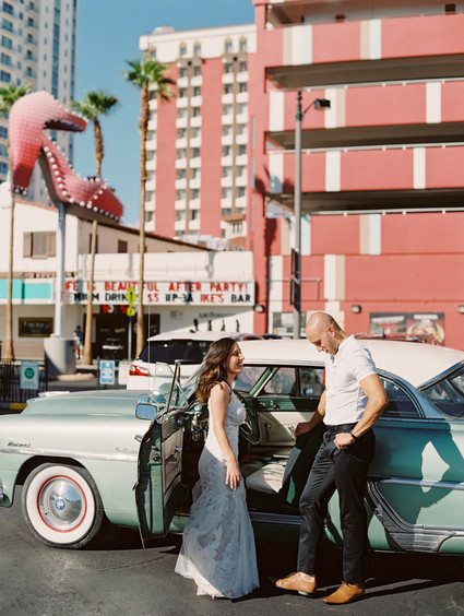 Las Vegas elopement with a Valley of Fire ceremony