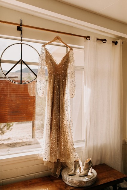 Ultra chic Joshua Tree wedding at Rimrock Ranch on 100 Layer Cake