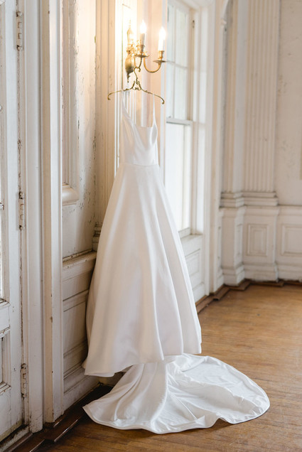 The ultimate black and white wedding with fashion-inspired details