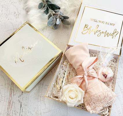 Bridesmaid gift box Inspiration
