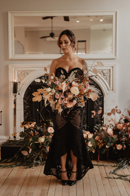 moody fall wedding inspiration with shades of coral and rust