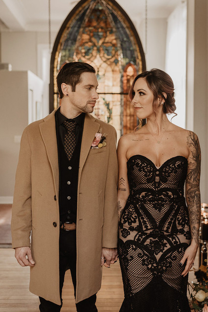 moody fall wedding inspiration with shades of coral and rust