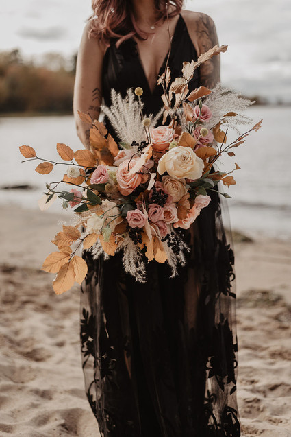 moody fall wedding inspiration with shades of coral and rust