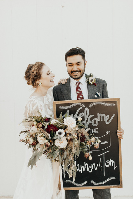 Rustic boho Kansas City barn wedding