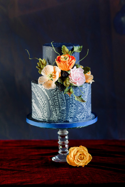 Incredible luxury wedding cake with intricate sugar flower