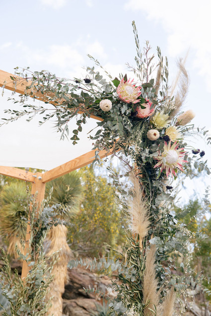 Modern blushy Palm Springs wedding at Colony 29 Inspiration