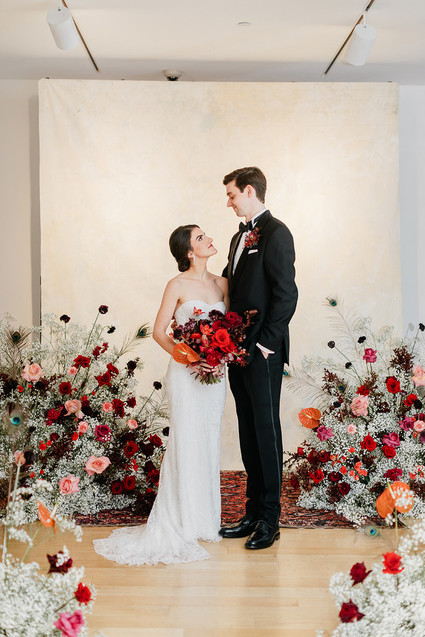 modern winter art gallery wedding in Philadelphia Inspiration