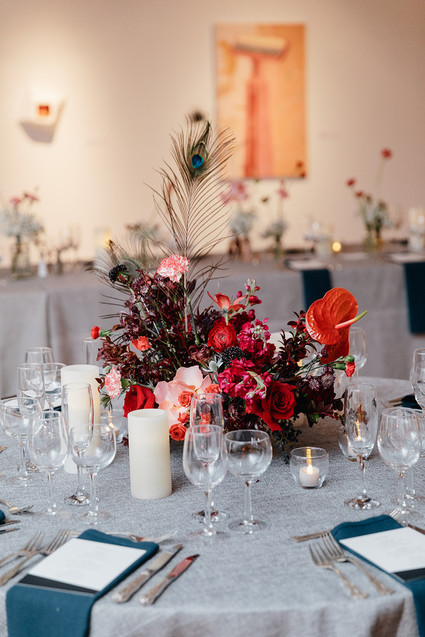 modern winter art gallery wedding in Philadelphia Inspiration