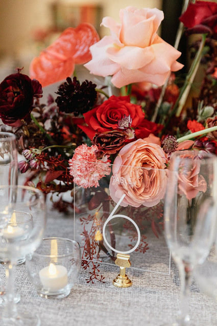 modern winter art gallery wedding in Philadelphia Inspiration