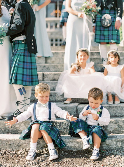 This Scottish wedding in an Irish Castle makes tartan look extra chic