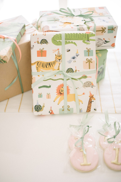 How to host and plan a sweet thoughtful pastel birthday party at home for twins