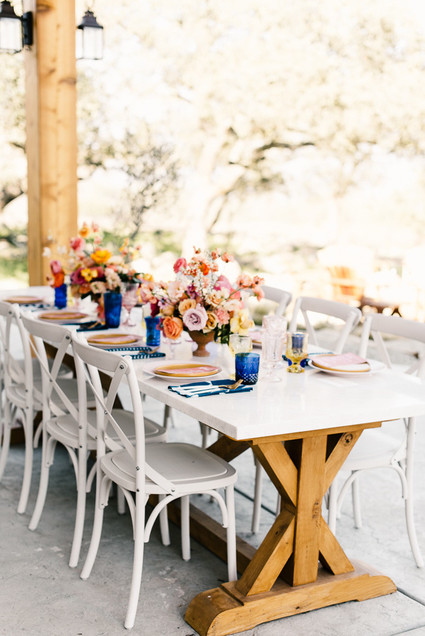 Colorful spring floral wedding in Southern California at Oakridge Farmhouse