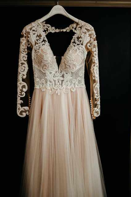 Moody winter Degas-inspired wedding design