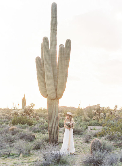 Desert chich bridal fashion ideas in Arizona