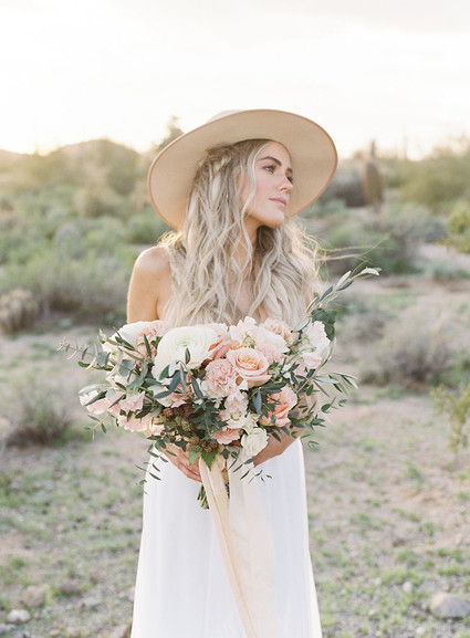 Desert chich bridal fashion ideas in Arizona