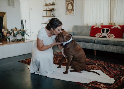 Folksy Joshua Tree wedding with the ultimate desert color palette