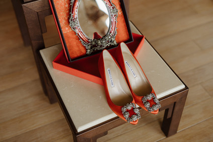 Tropical fall wedding in Thailand with rust and peachy accents