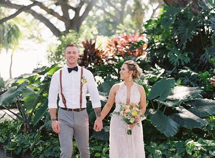 Romantic Hawaii wedding with an insanely cool dress, inspired by a Maui sunset