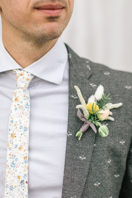 floral tie and sport coat for groom