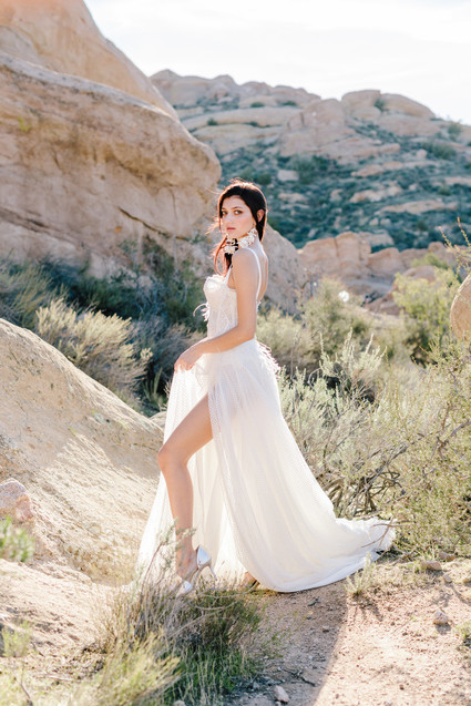 Boho bridal vibes at Vasquez Rocks
