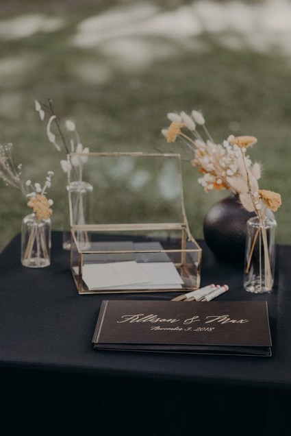 Minimal modern fall wedding at Hummingbird Nest Ranch with ALL dried flowers