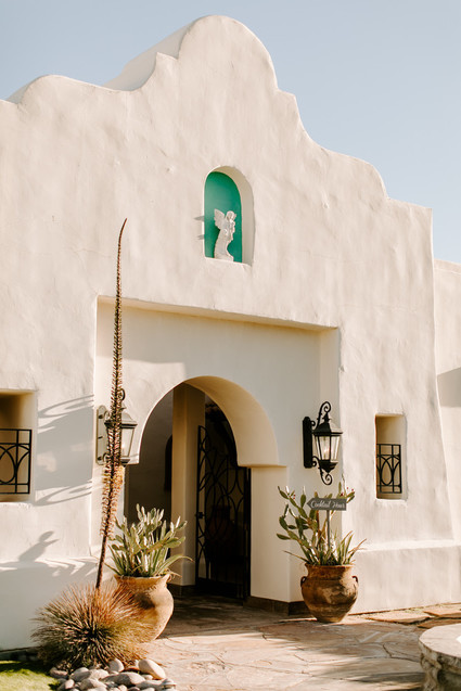 Luxe pink Palm Springs wedding at The Pond Estate