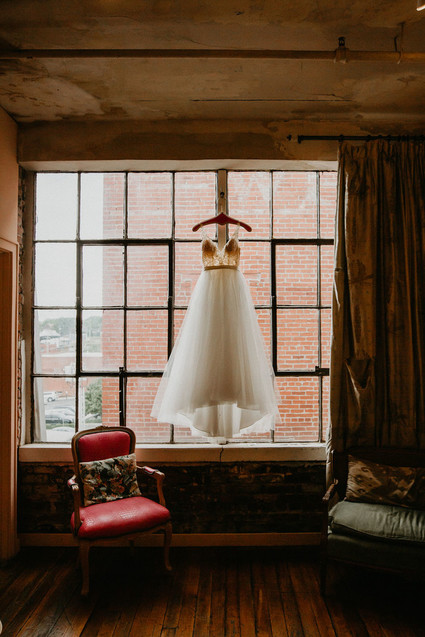 Colorful wedding inspiration from the Big Fake Wedding Kansas City Inspiration