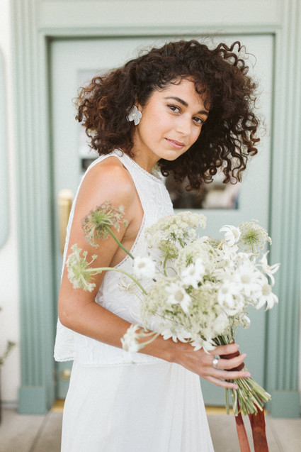 White bridal bouquet