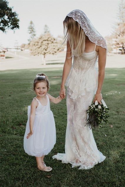 Cyd Morris of Stone Cold Fox wedding