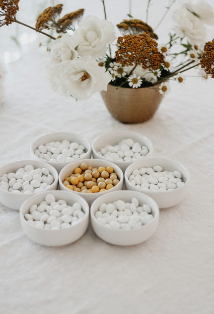 Quincy Mae’s daisy inspired 2nd birthday from Kelli Murray Inspiration