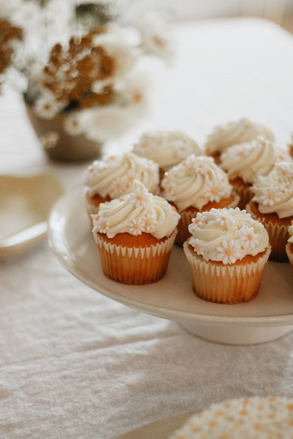 Daisy cupcakes