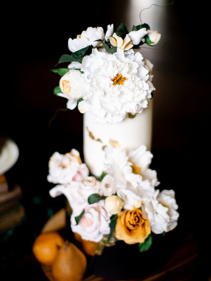 elegant floral wedding cake