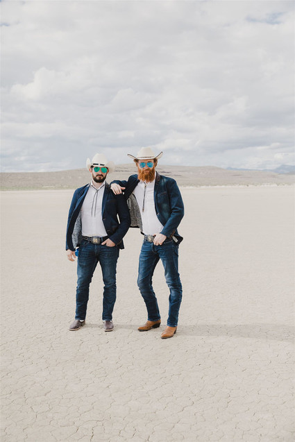 A unique adventurous glamping wedding at Black Rock