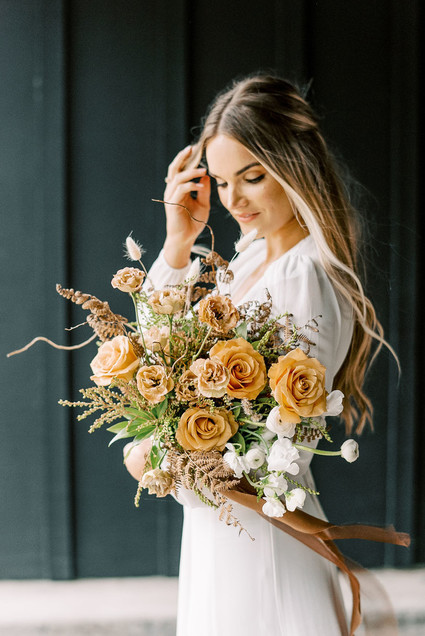 Modern fall bouquet