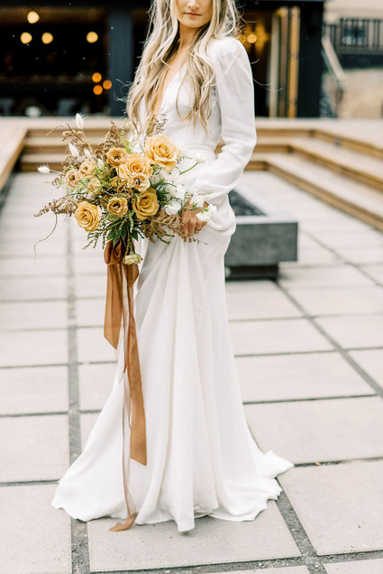 Modern fall bouquet