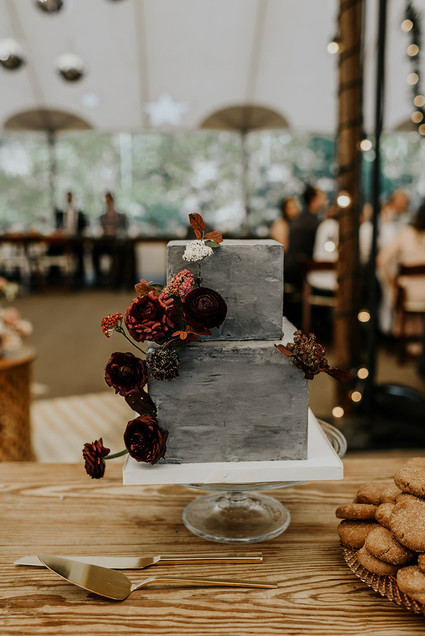 Romantic floral wedding cake