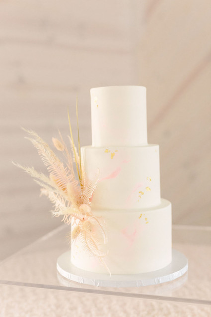 Boho chic wedding cake