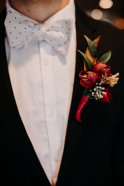 Fall groom's fashion