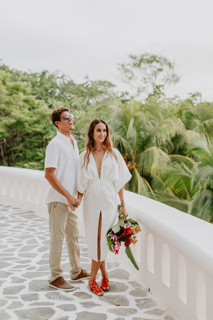 Tropical beach wedding in Costa Rica