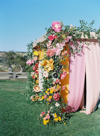 Gorgeous peony wedding decor