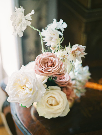rose floral arrangement