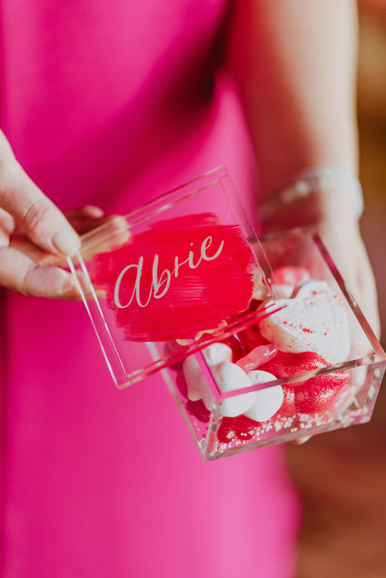 Calligraphy favor box