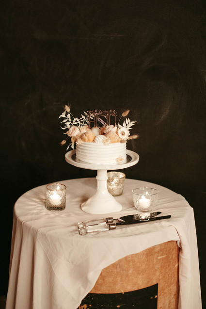 small blush wedding cake