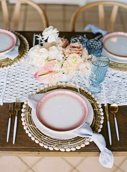 pink + blue tablescape