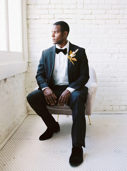modern fall groom