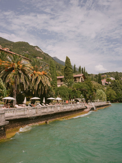 destination wedding at Isola del Garda in Italy